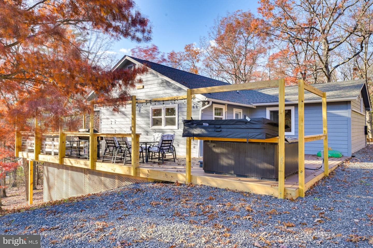 254 Antler Road photo 2