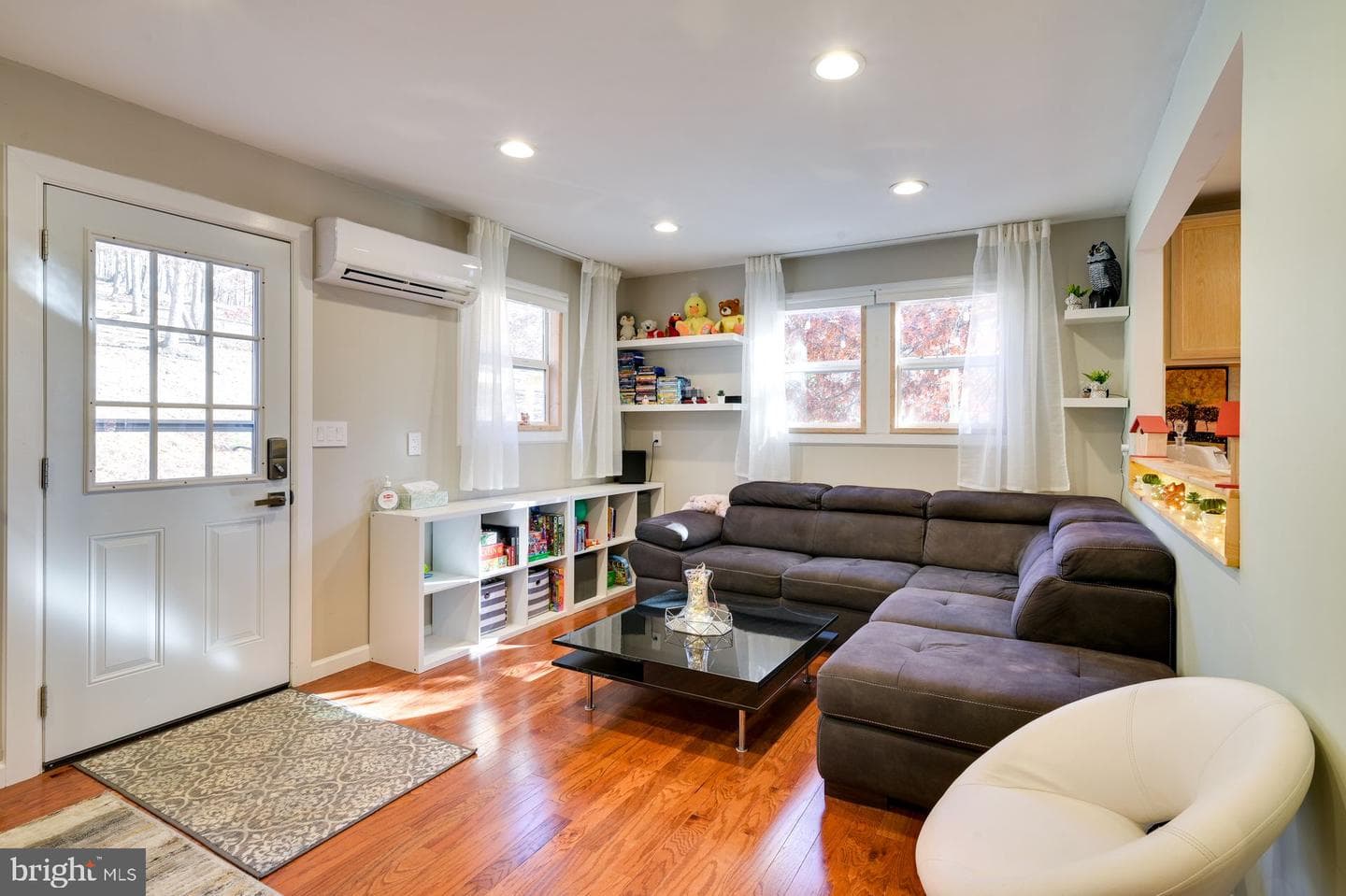 254 Antler Road photo 6