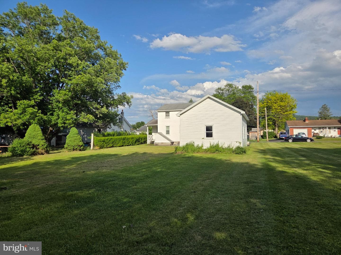 439 Elk Place photo 12