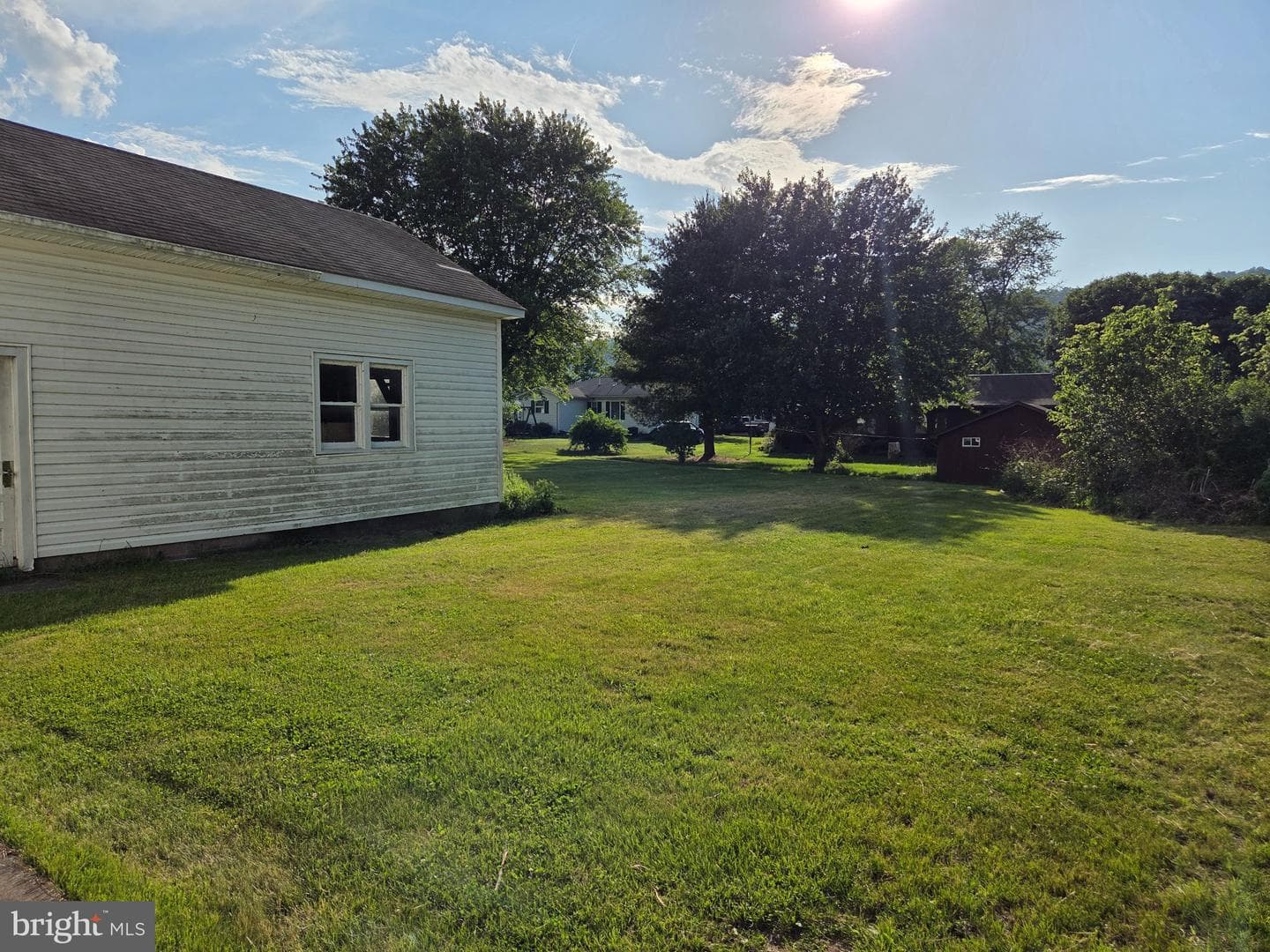 439 Elk Place photo 16