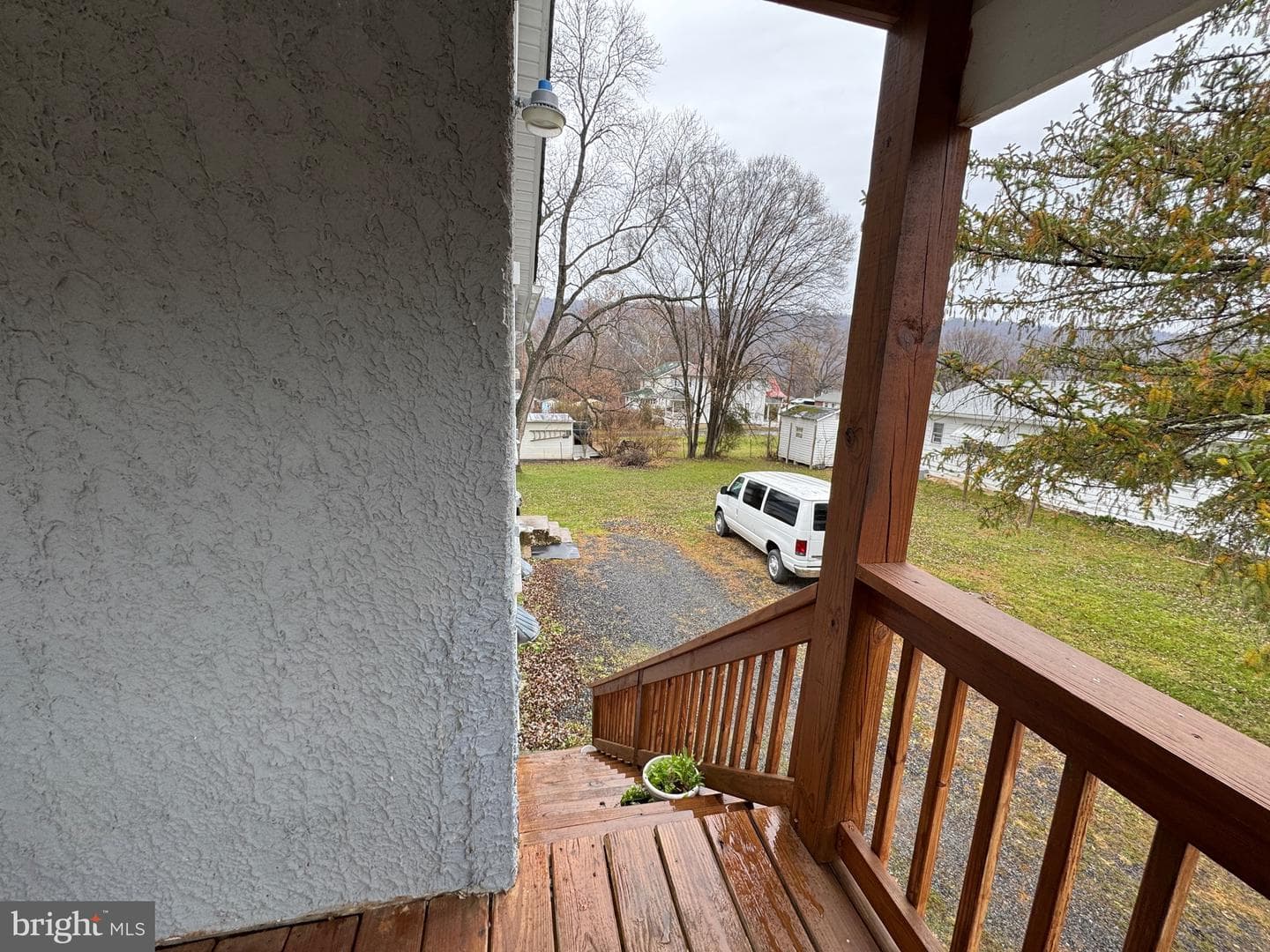 351 Elk Place photo 4