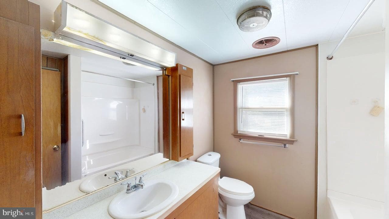 150 Hannas Road photo 18