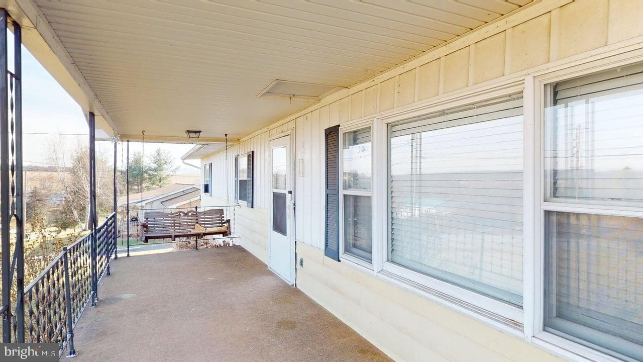 150 Hannas Road photo 6