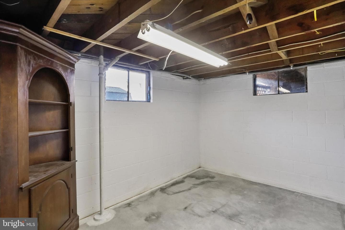 255 W Marathon Place photo 18
