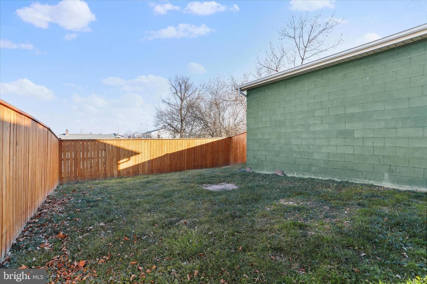 255 W Marathon Place photo 53