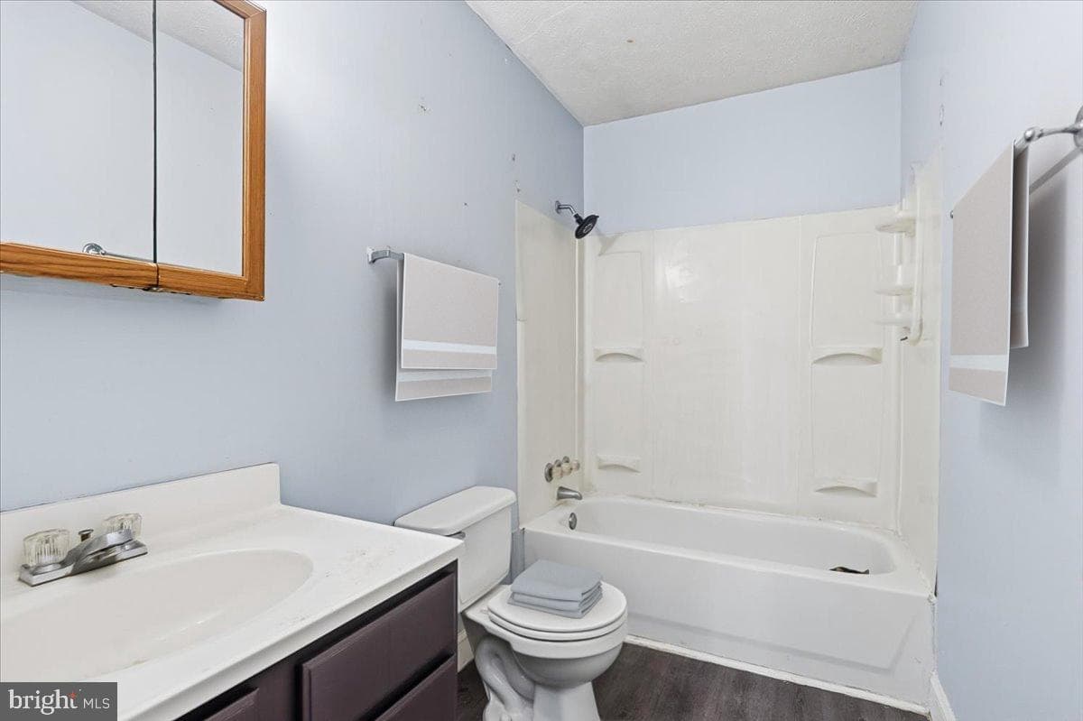 1345 Pauls Woods Road photo 11