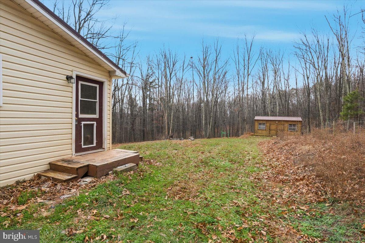 1345 Pauls Woods Road photo 16