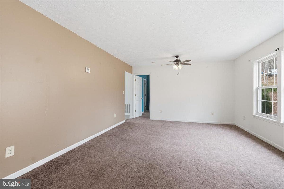 1345 Pauls Woods Road photo 8