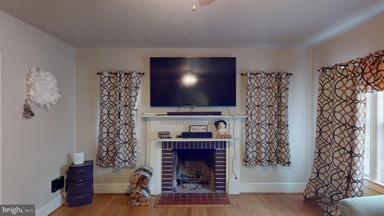 405 W Main Street photo 17