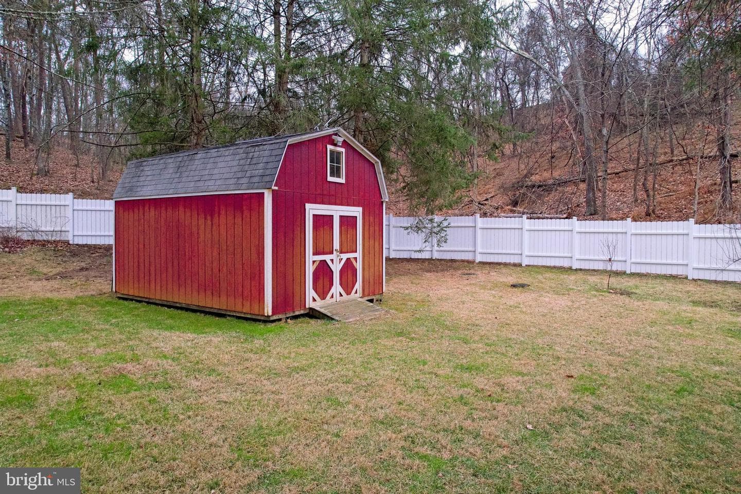 250 Whippoorwill Drive photo 32