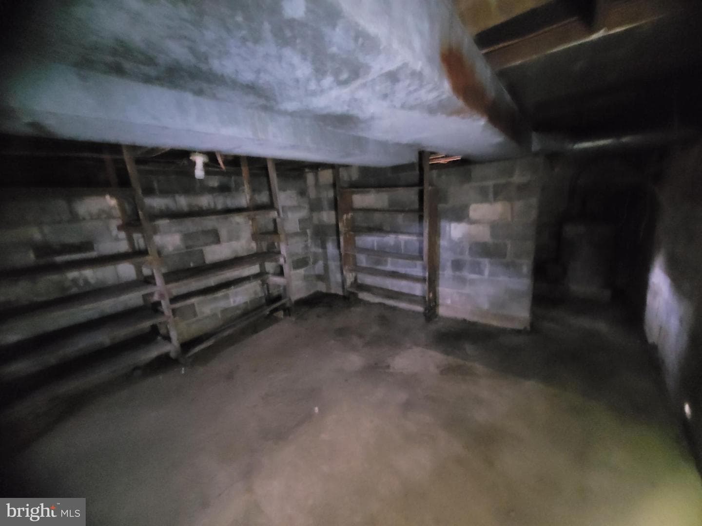 9492 Cumberland Road photo 32