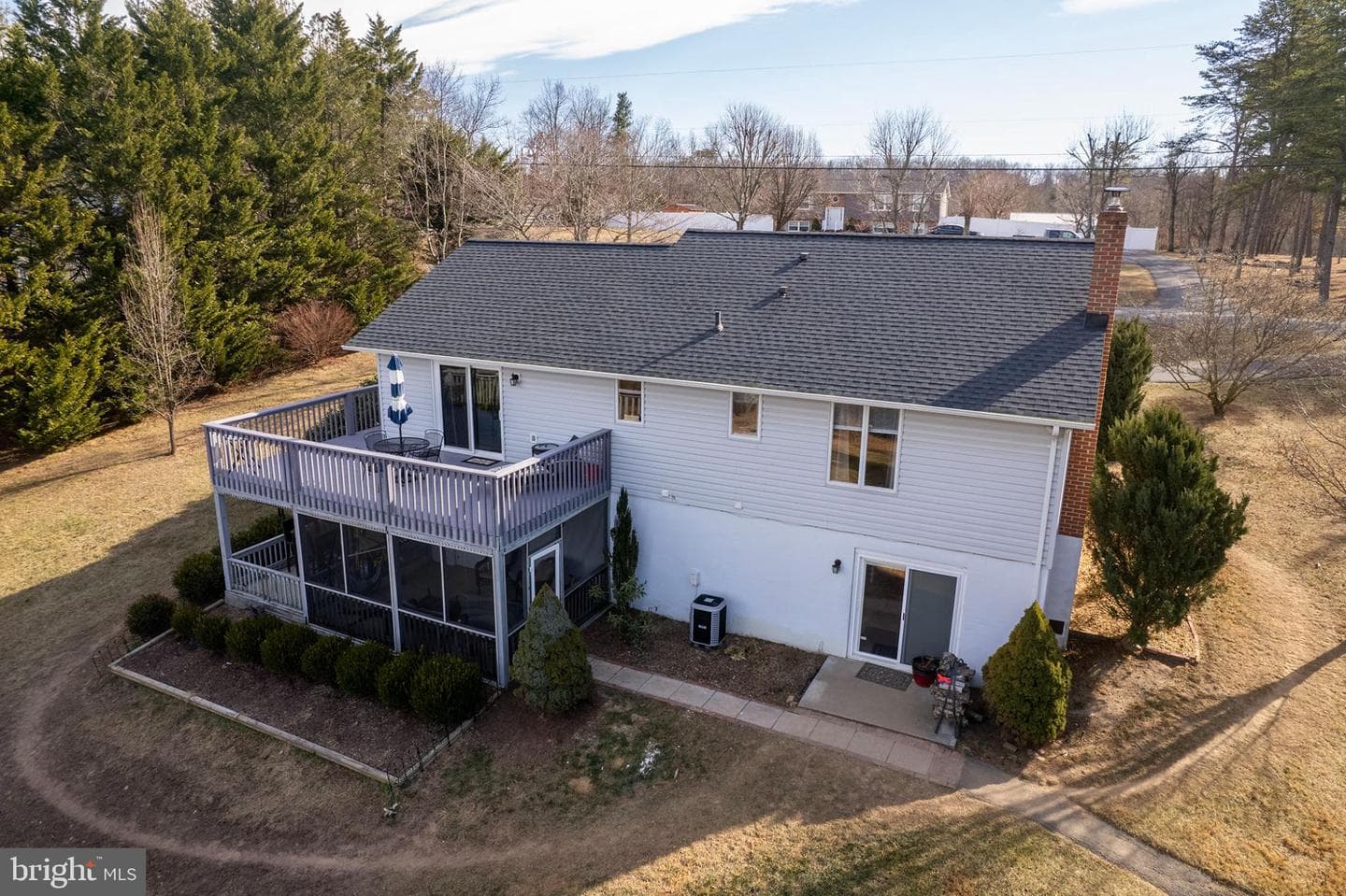 525 Timber Ridge Road photo 5
