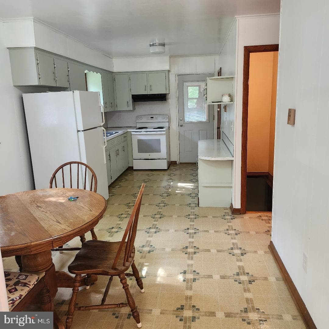 2445 Bear Wallow Hollow Road photo 6