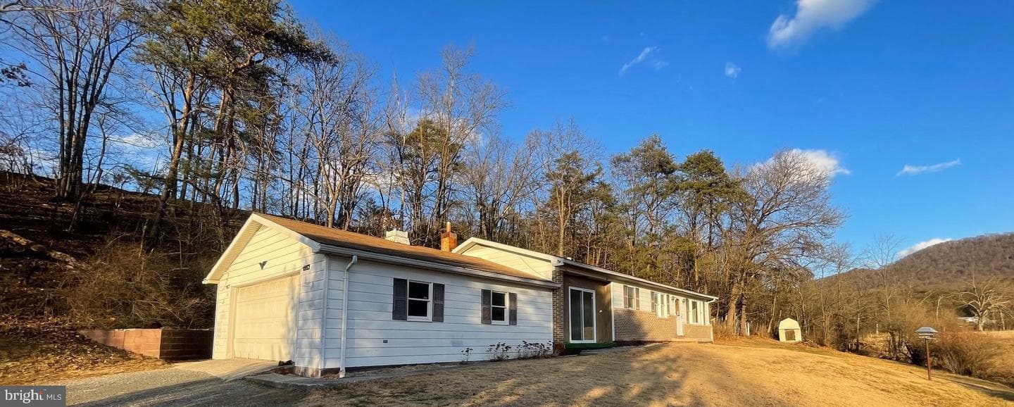 51 Hickory Hill Road photo 2