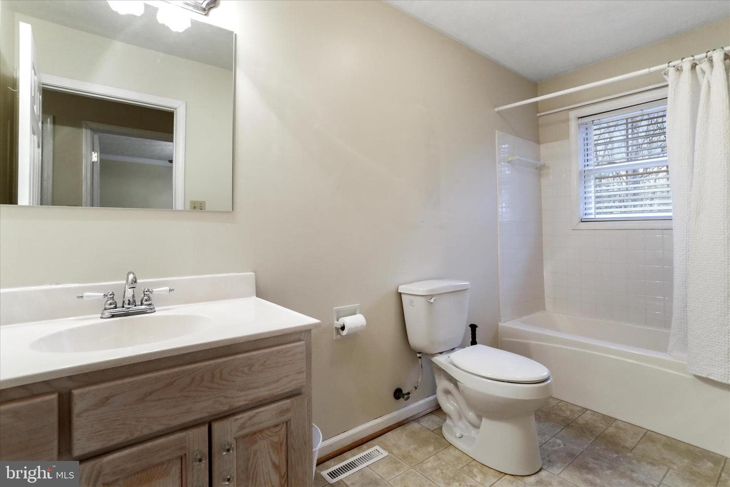 273 Hickory Lane photo 16