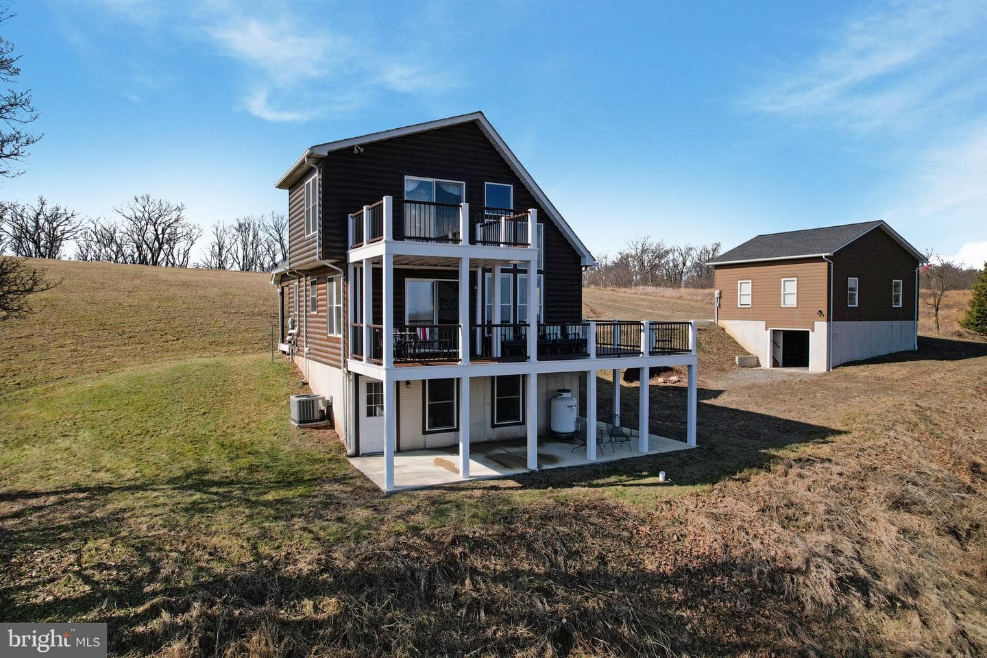 114 Nathaniel Drive photo 6