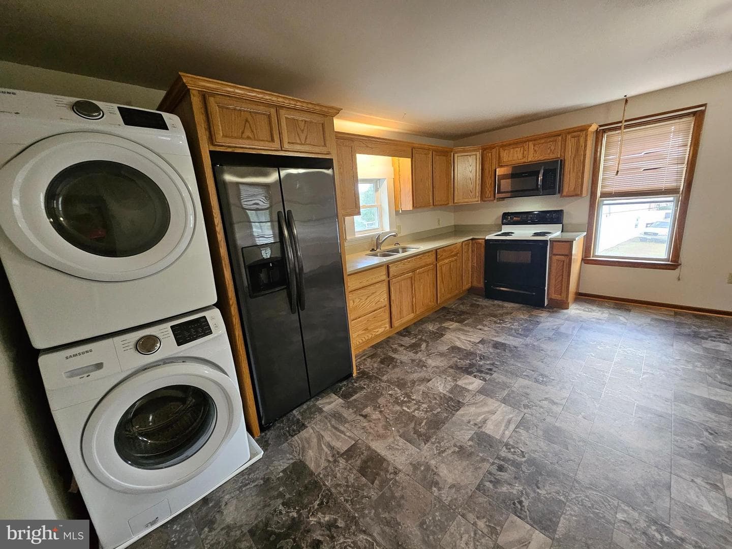 449 Harmison Lane photo 23
