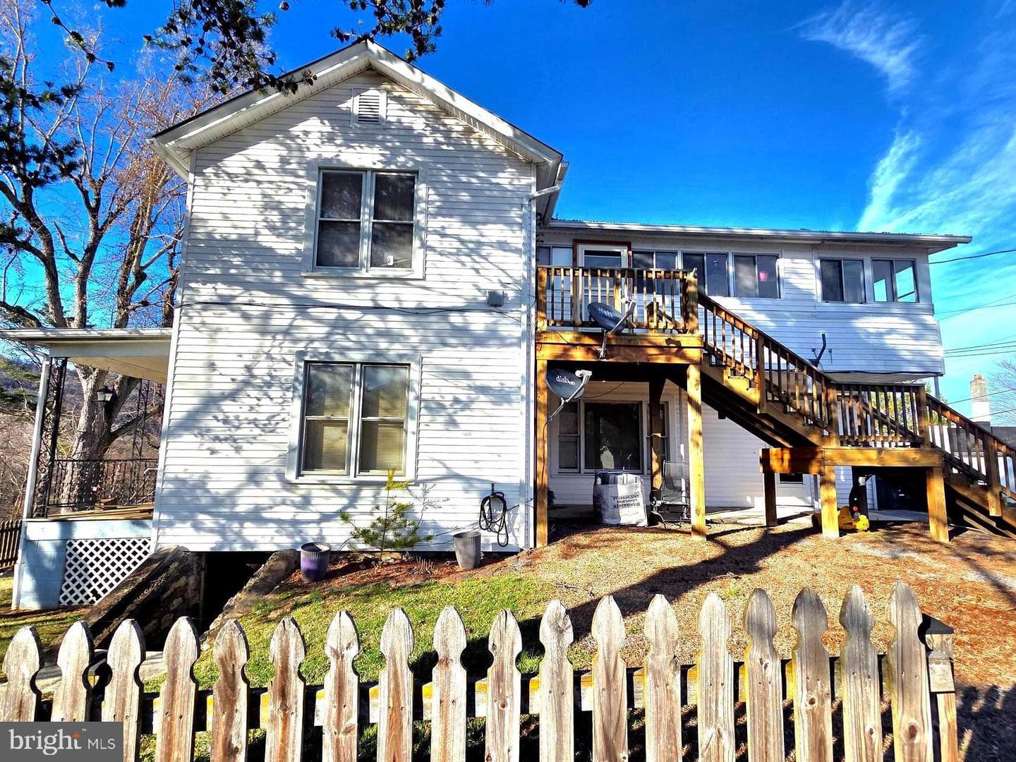 449 Harmison Lane photo 6