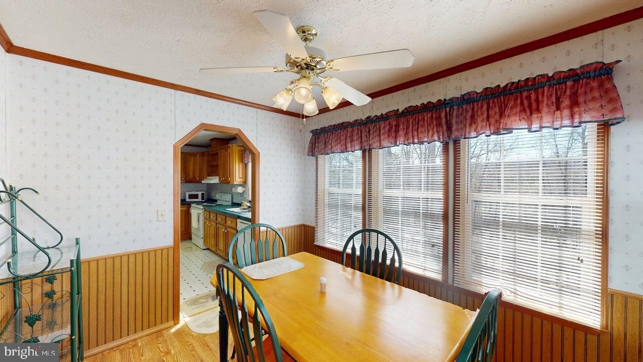 566 Wild Apple Lane photo 15