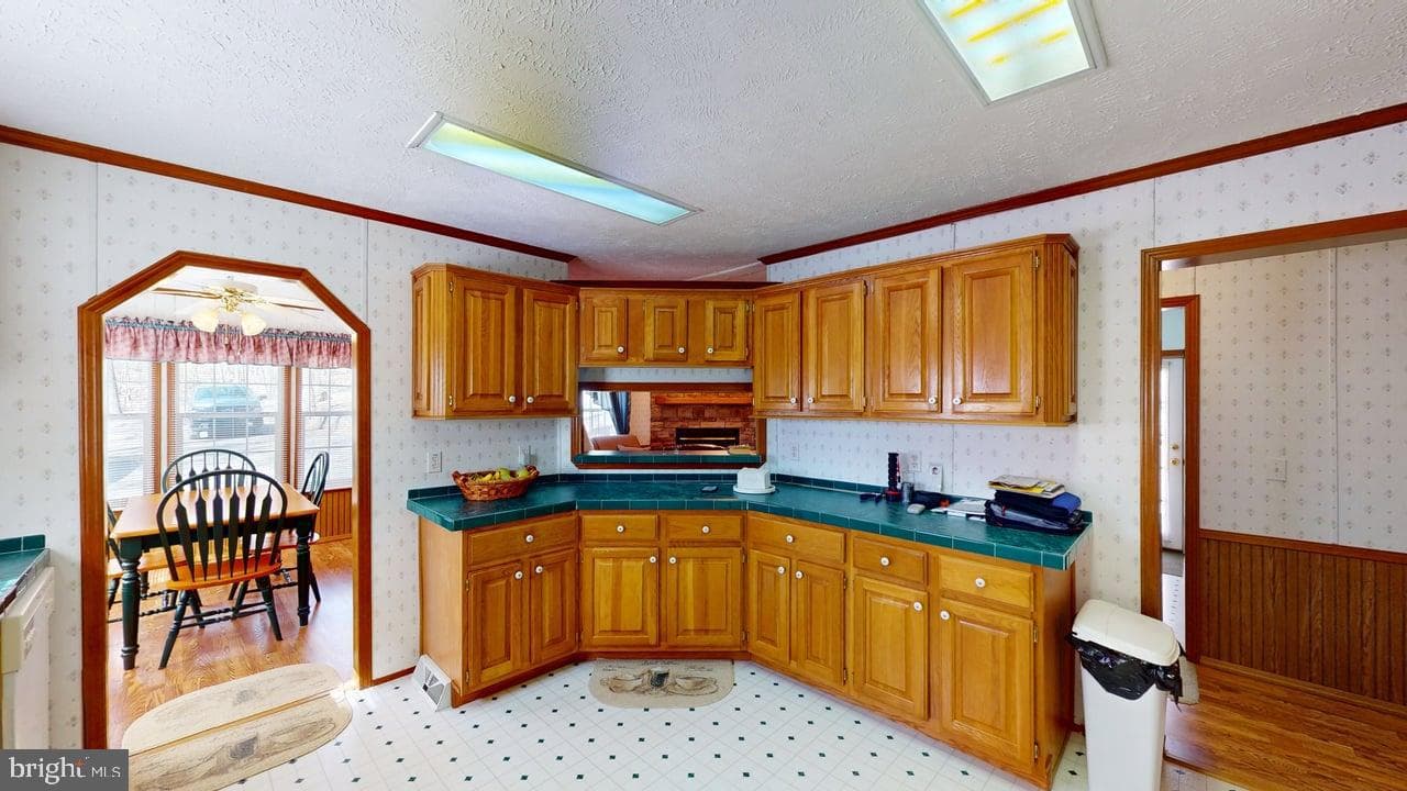 566 Wild Apple Lane photo 21