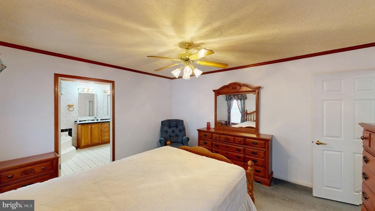 566 Wild Apple Lane photo 24