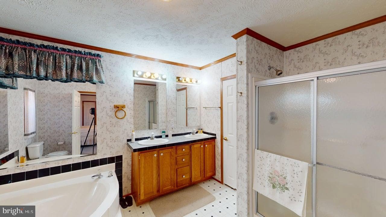566 Wild Apple Lane photo 29