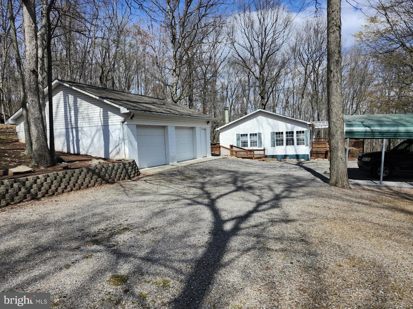 566 Wild Apple Lane photo 3