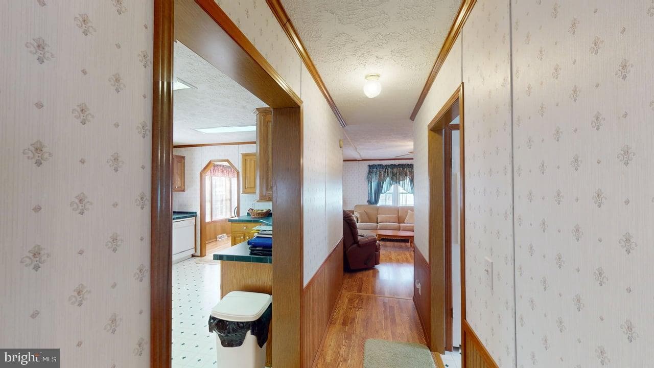 566 Wild Apple Lane photo 33