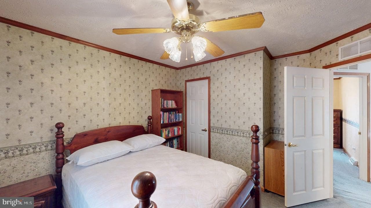 566 Wild Apple Lane photo 47