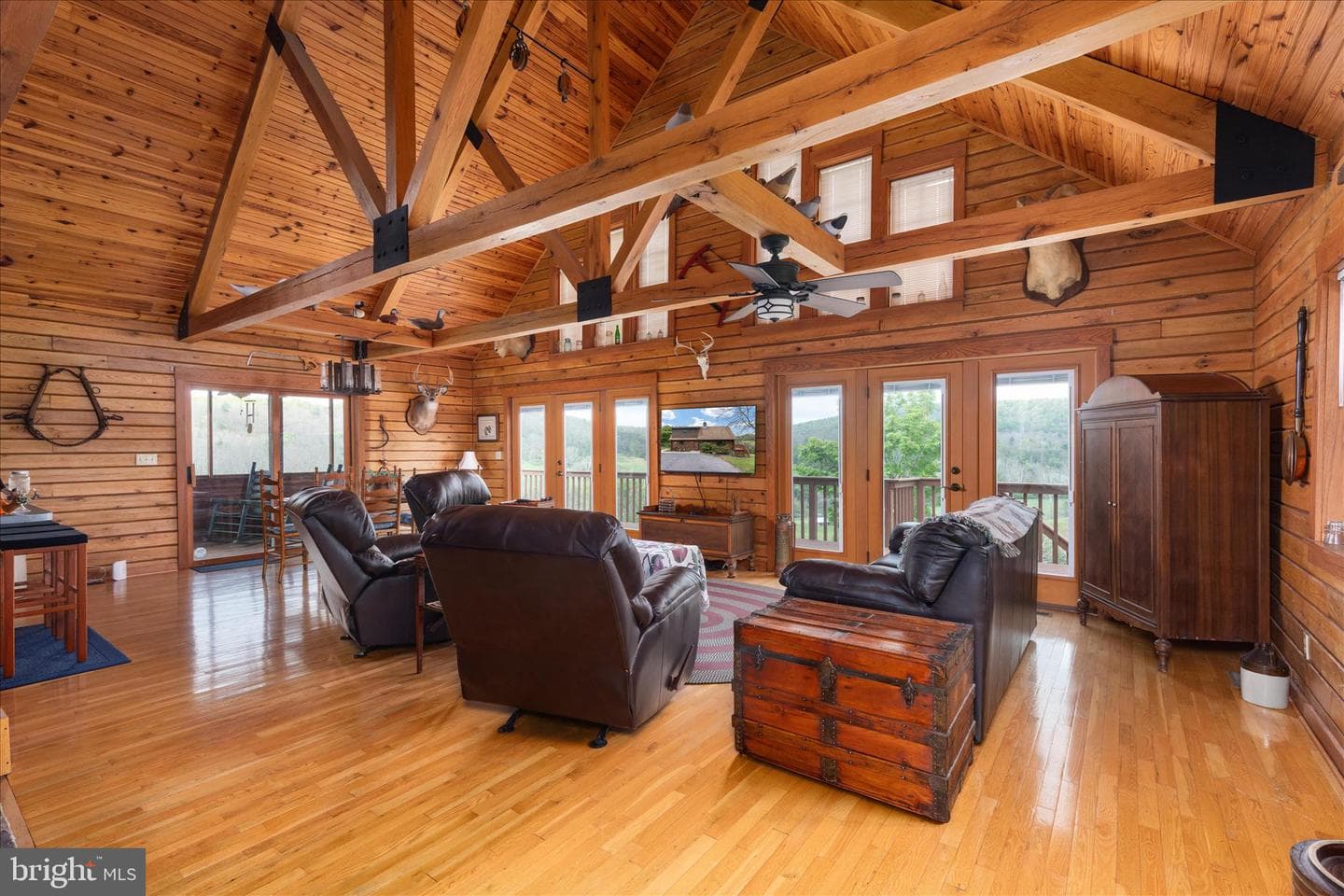 272 Buster Brown Dr. photo 4