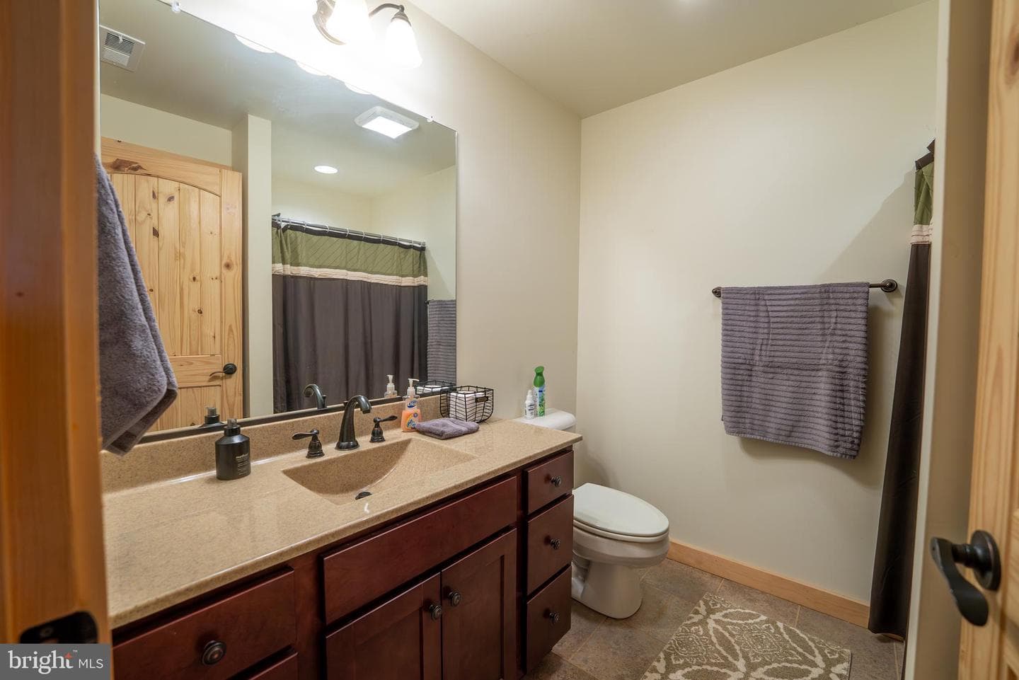 500 Lexington Drive photo 17