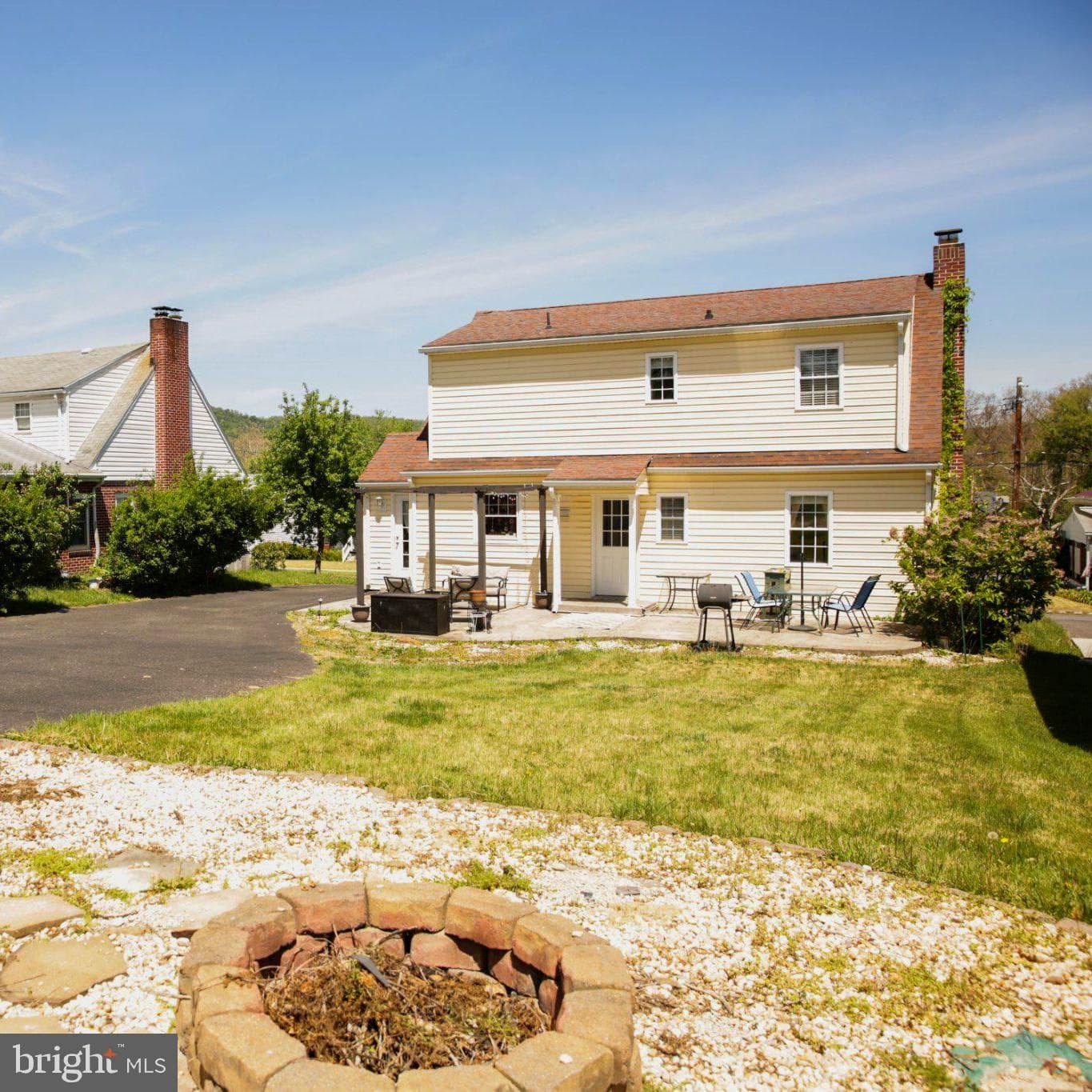 174 Armstrong Street photo 28