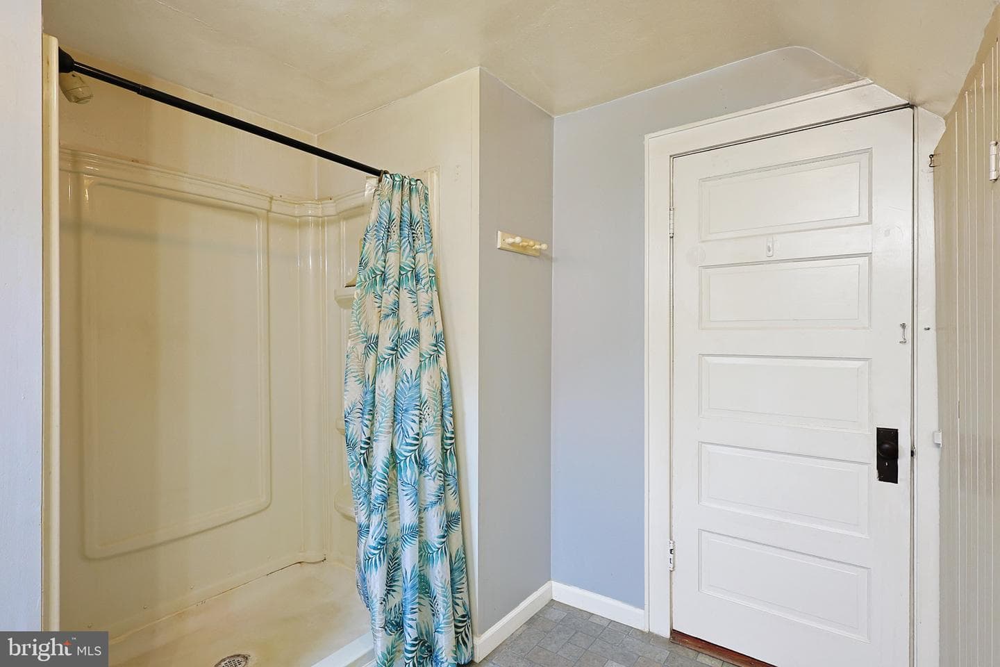 715 Charles Street photo 25