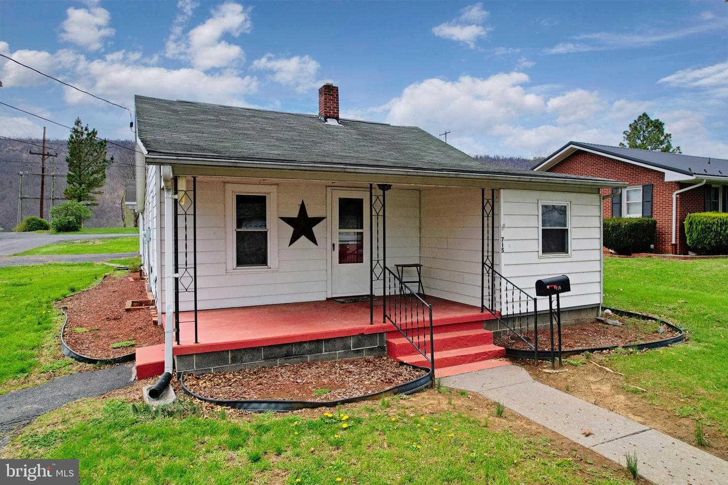 715 Charles Street photo 3