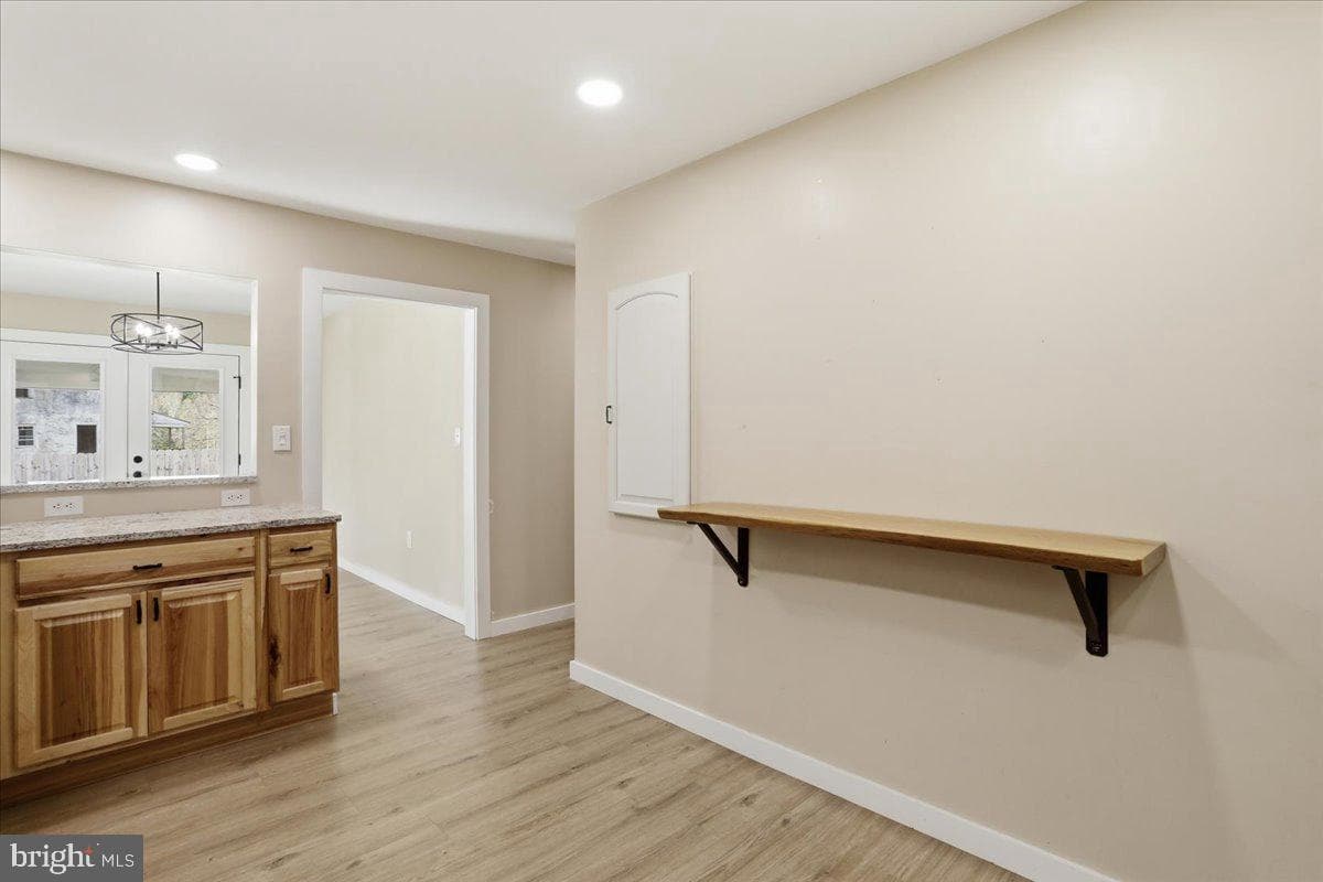 80 N Fairfax Street photo 15