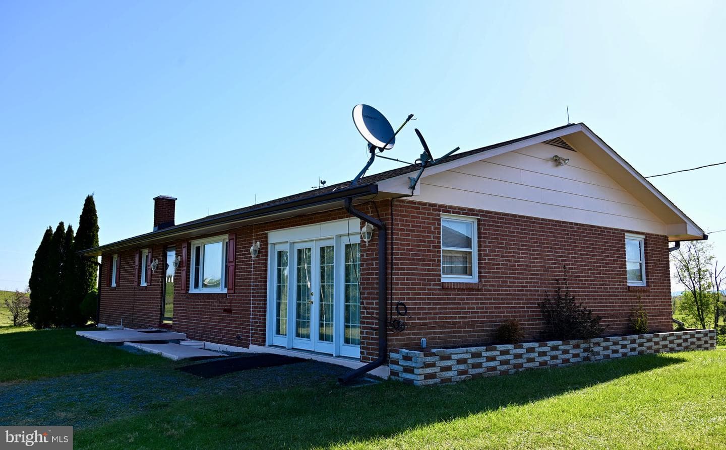 1843 Heide Cooper Road, Shanks