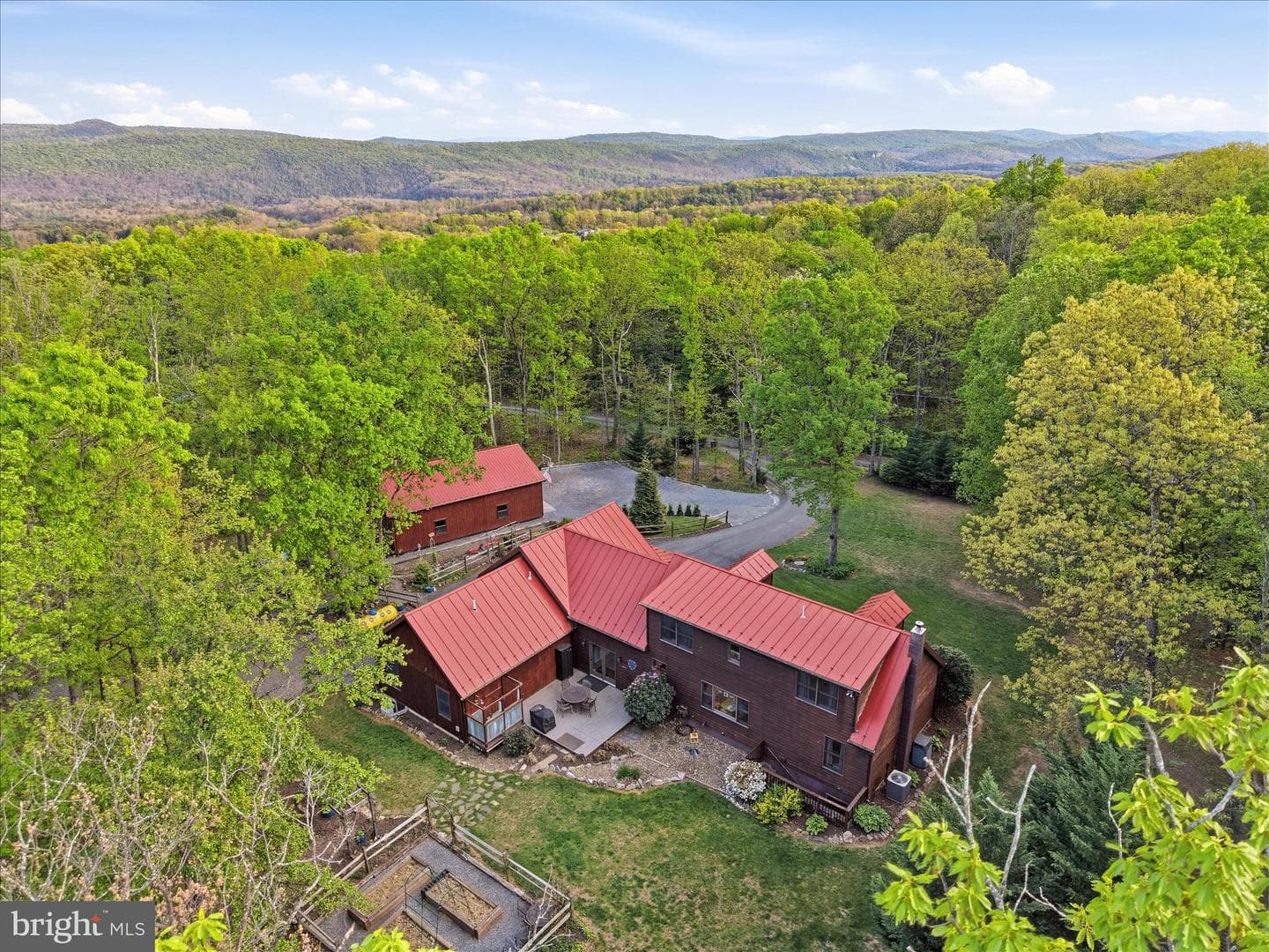 330 Sideling Mountain Drive photo 12