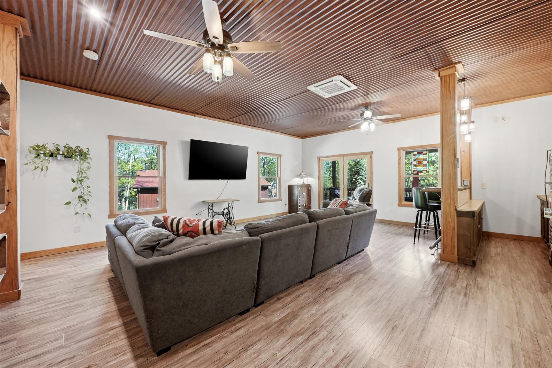 330 Sideling Mountain Drive photo 39
