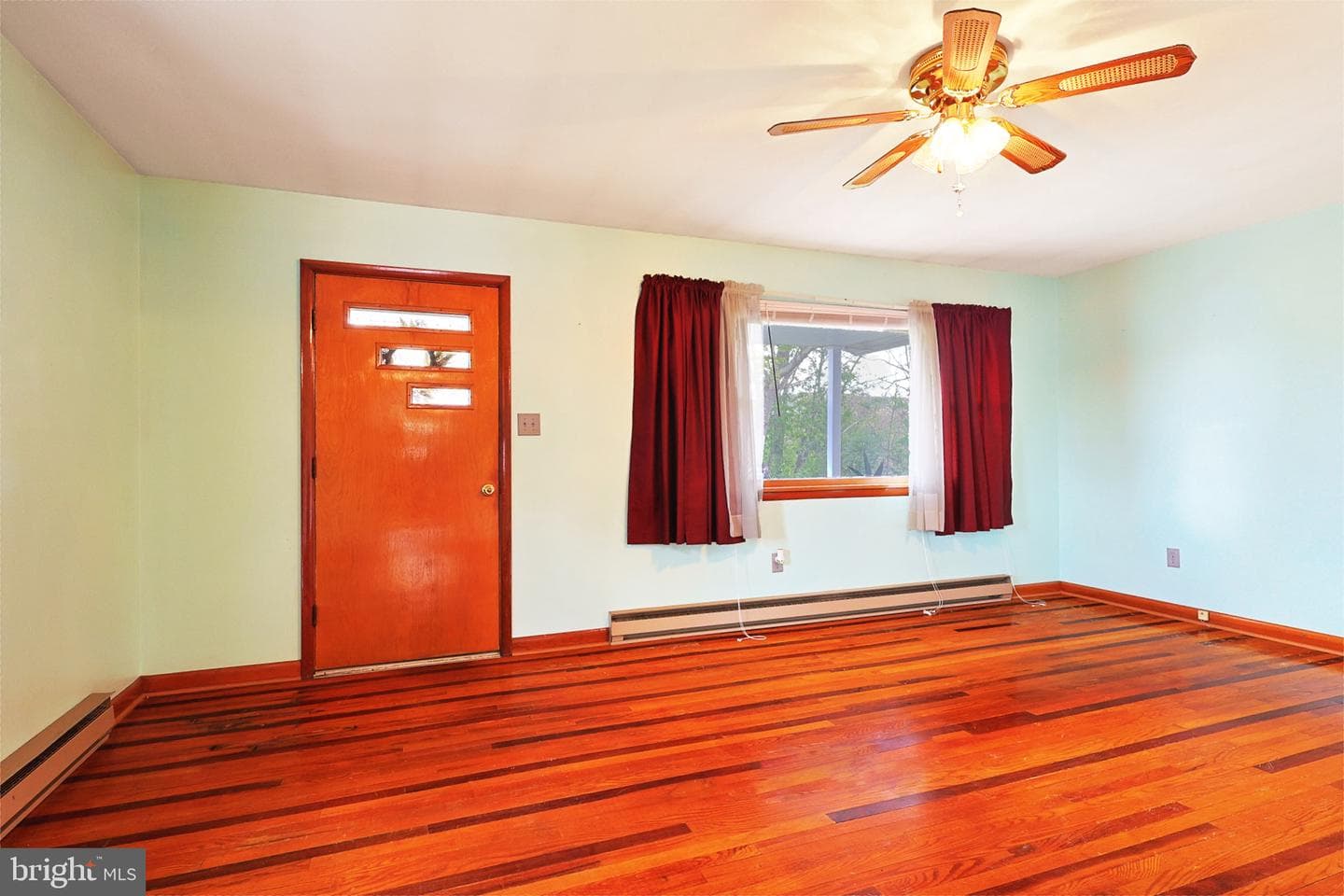 513 2nd Street photo 14