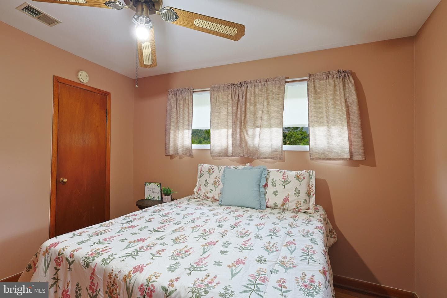 513 2nd Street photo 23