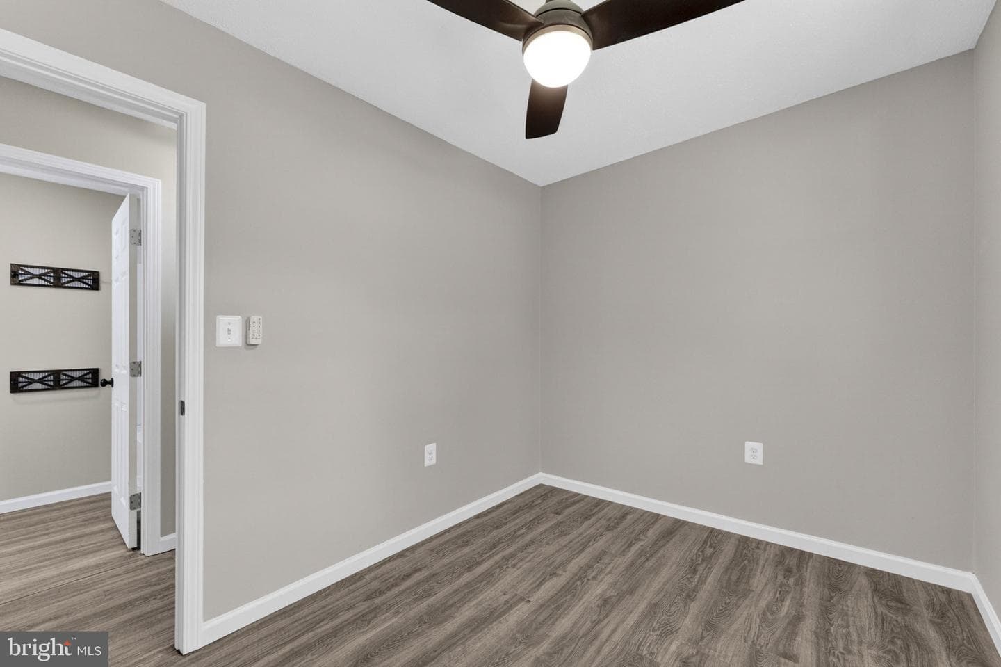 83 Autumn Lane photo 25