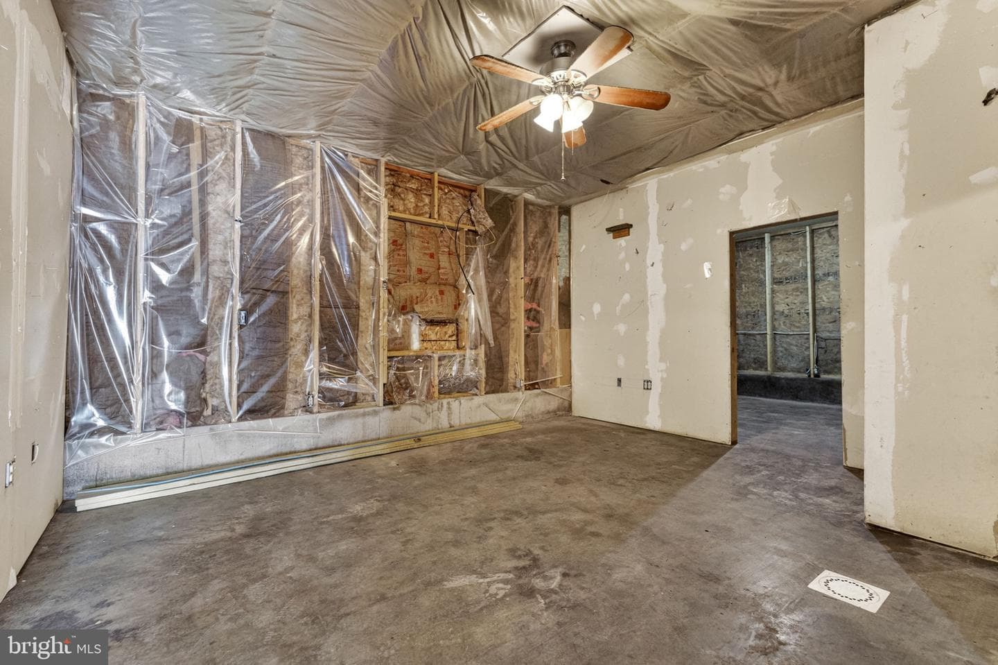 83 Autumn Lane photo 33