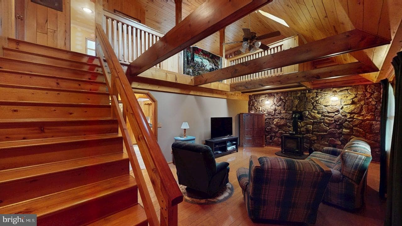2362 Skyview Drive photo 18