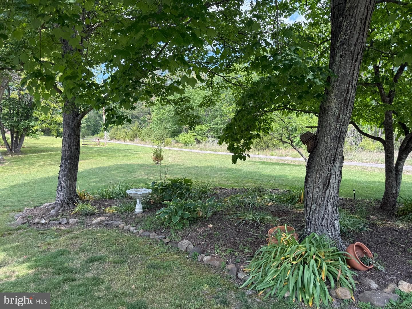 575 N River Highlands Rd photo 10