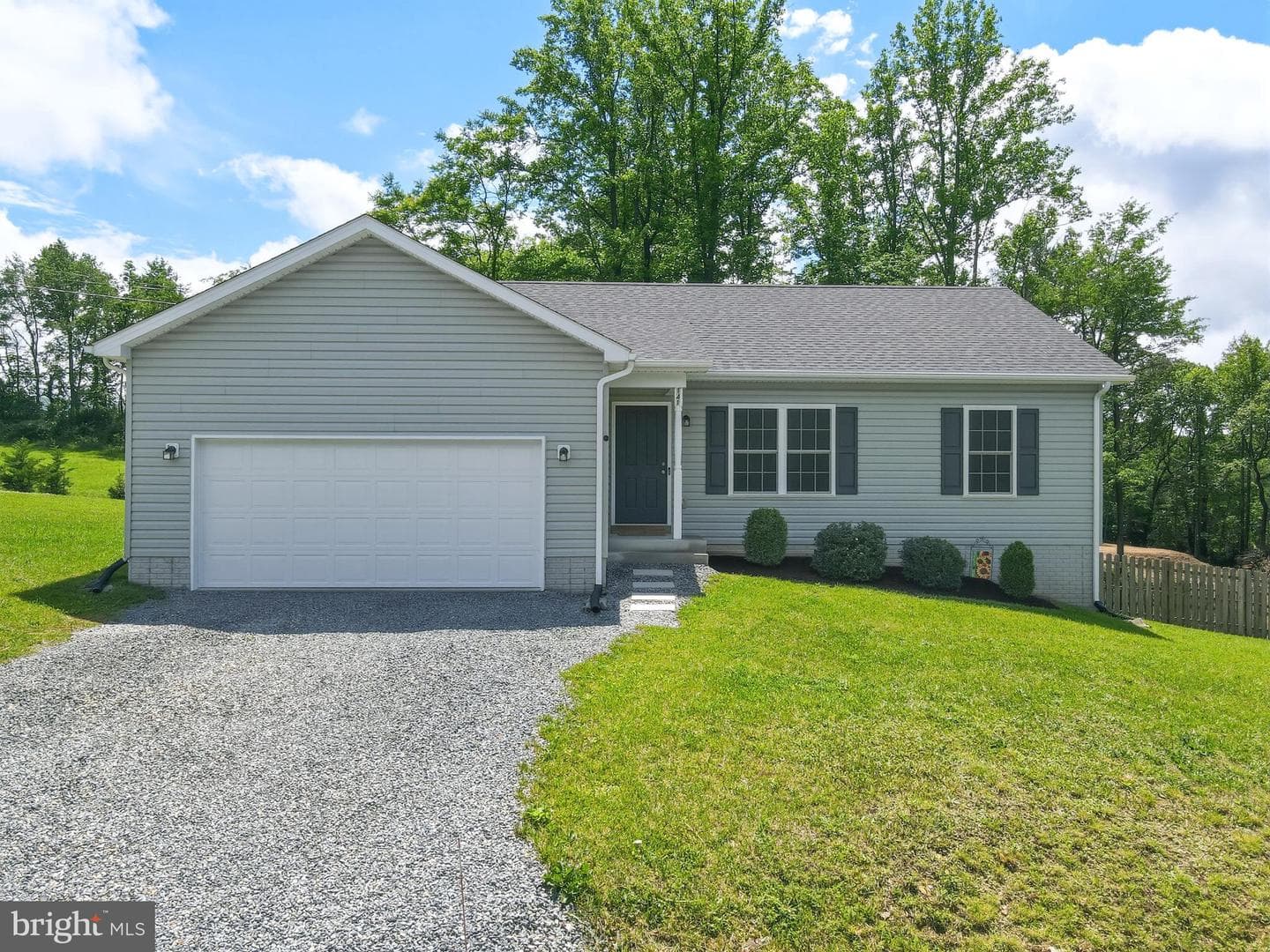 141 Hampshire House Drive