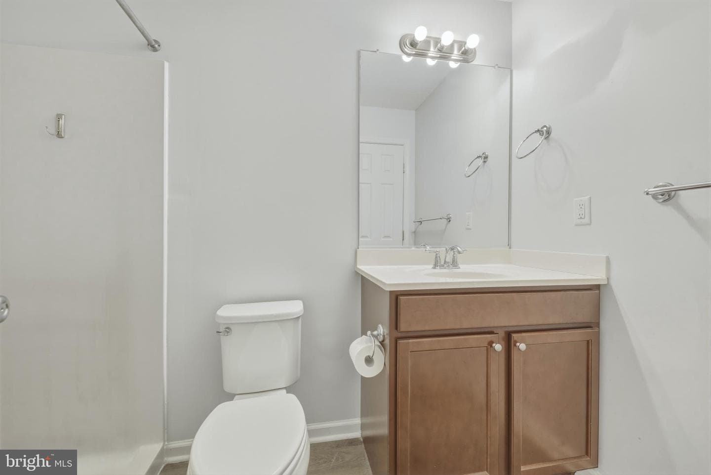 141 Hampshire House Drive photo 16