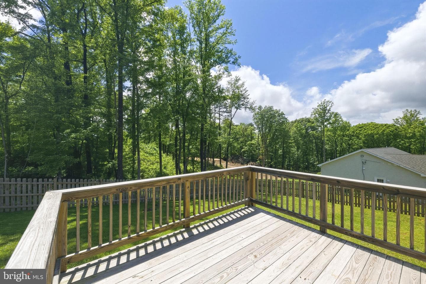 141 Hampshire House Drive photo 33