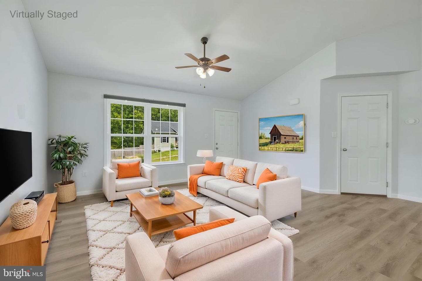 141 Hampshire House Drive photo 5