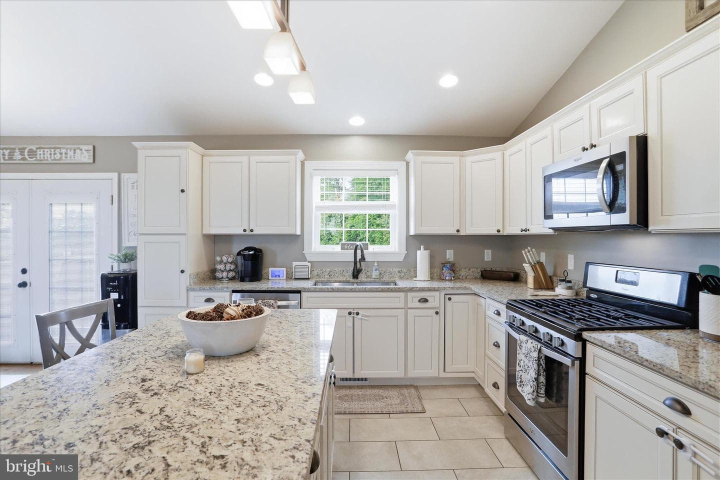 178 Autumn Drive photo 12