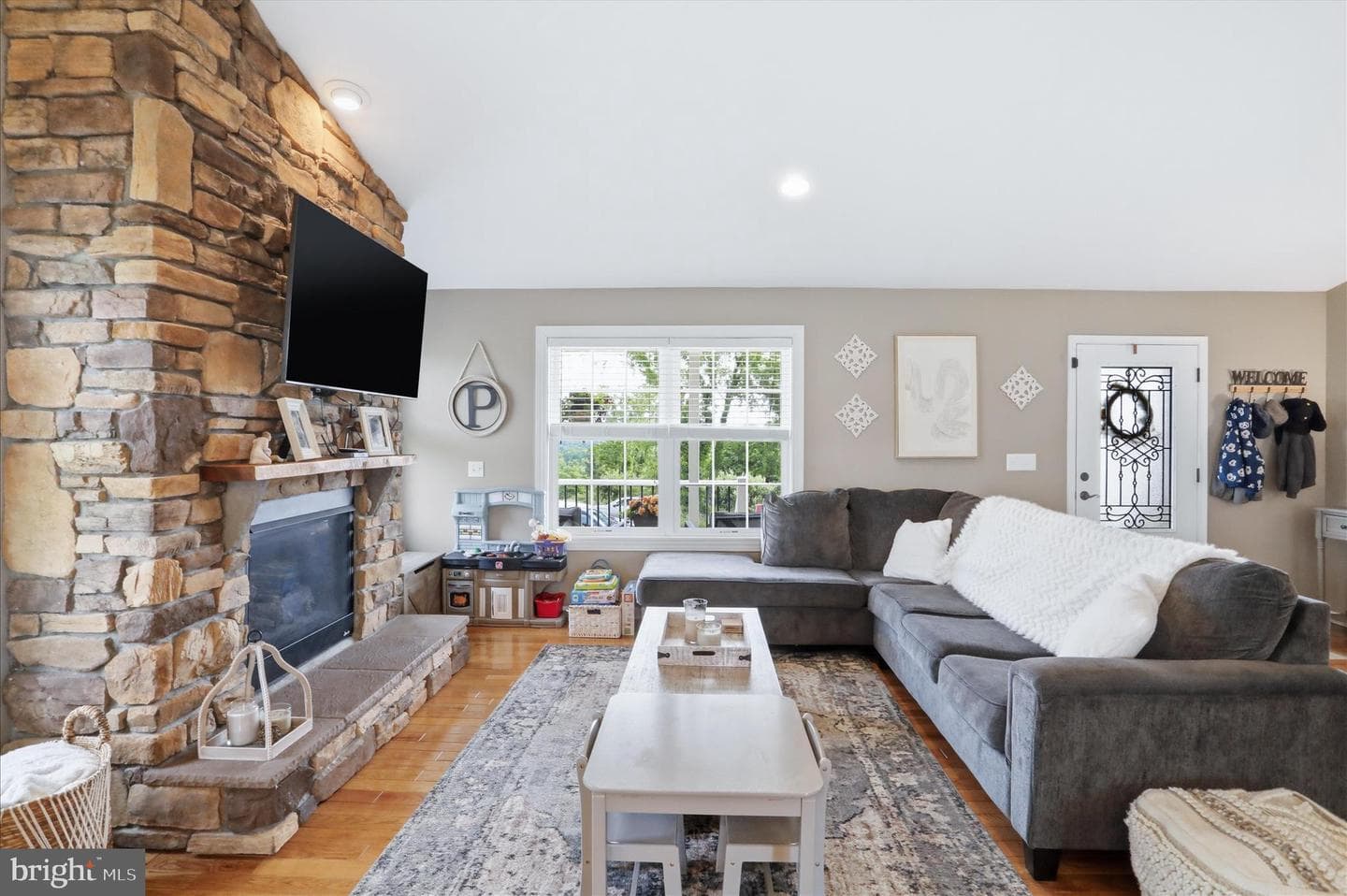 178 Autumn Drive photo 17